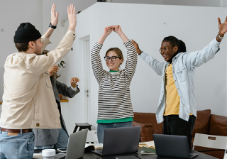 charla manejo de emociones y duelo migratorio